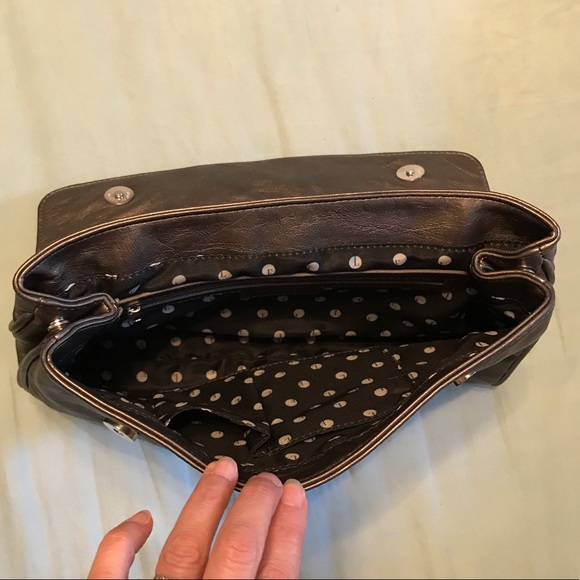 ELLE pewter convertible crossbody/clutch - Picture 3 of 4